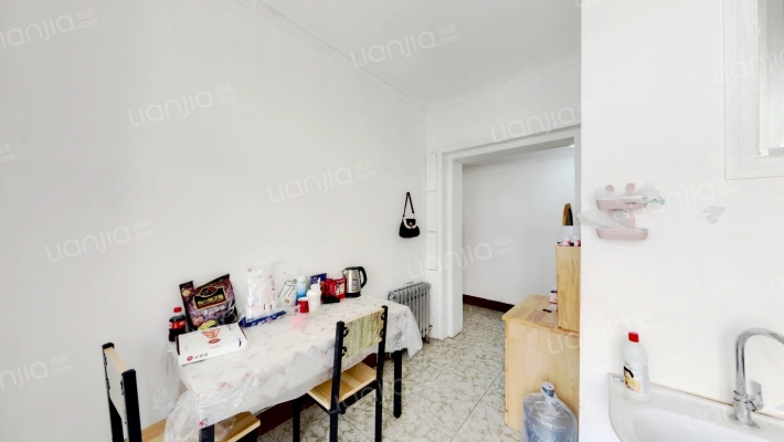 世和胡同二手房实景图