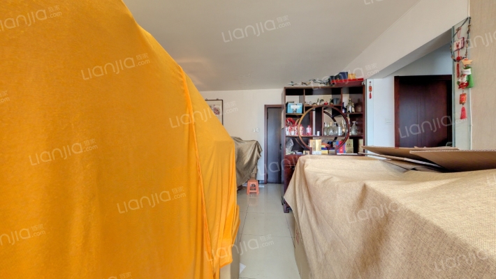 格调小区二手房实景图