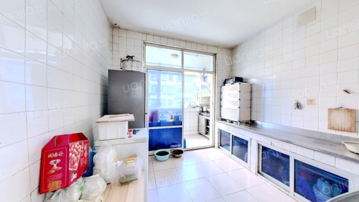 白冬街二手房实景图