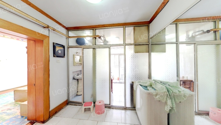 松辉小区一期二手房实景图