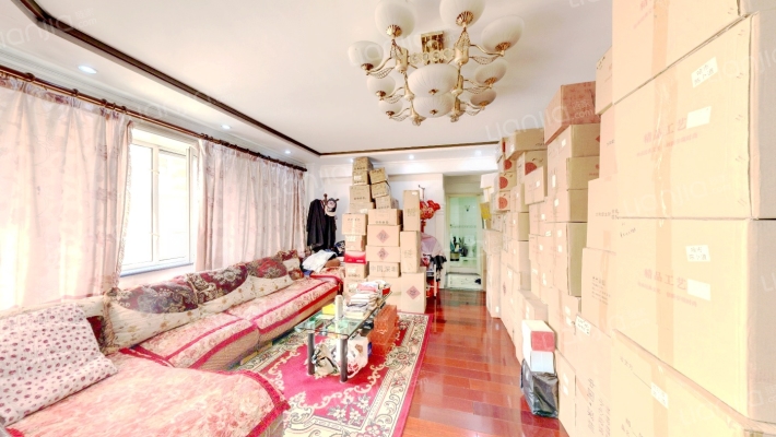 嘉泰名宅二手房实景图