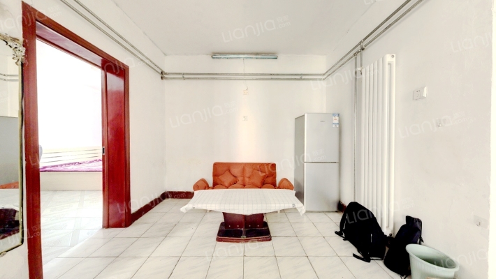 南阳路174号院二手房实景图