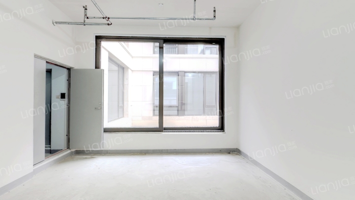 鲁能格拉斯小镇二手房实景图