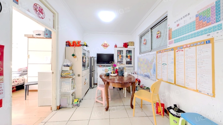 半导体宿舍二手房实景图