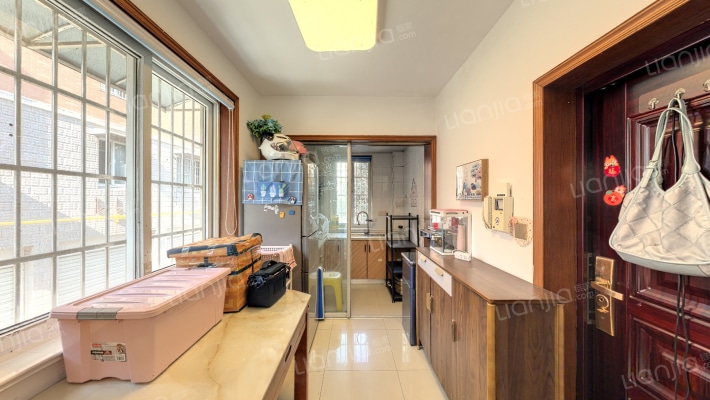 新华园东区二手房实景图