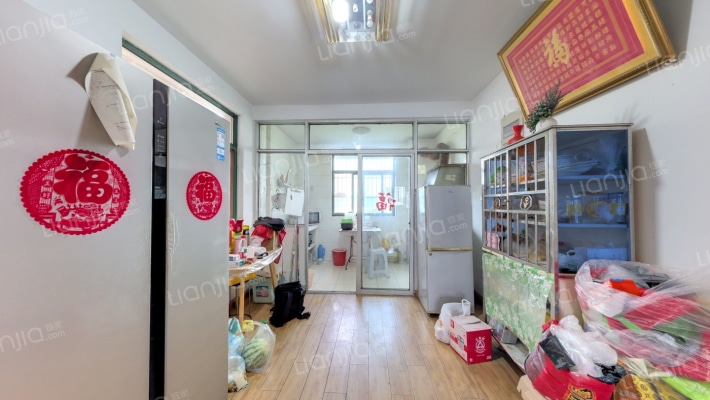 空港公寓D区二手房实景图