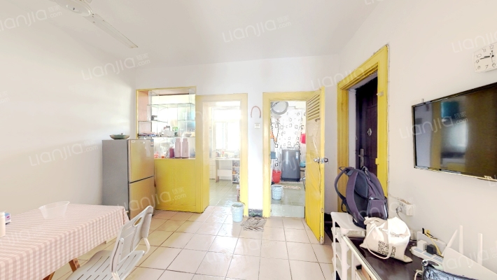 予制厂生活小区二手房实景图