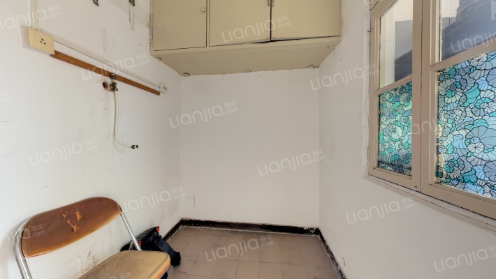 学院南路32号院二手房实景图