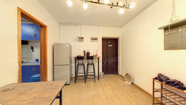 铭和苑新荷坊二手房实景图