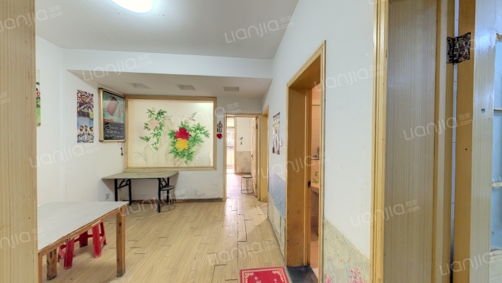 龙兴苑小区二手房实景图