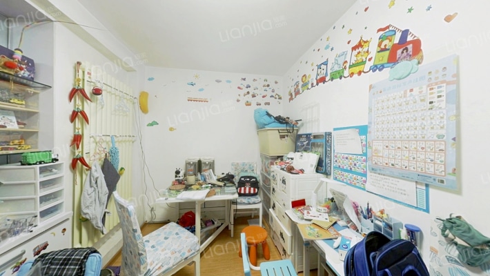 建新东里二手房实景图