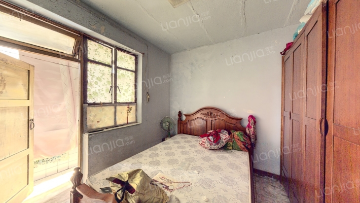 十二桥路16号附2号二手房实景图