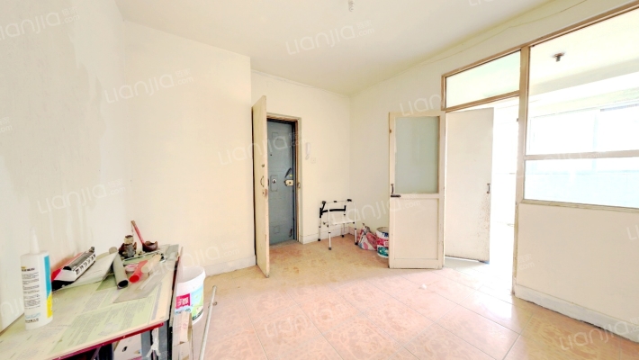 华药东街省二建宿舍二手房实景图