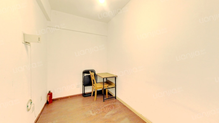 新希望红南港二手房实景图