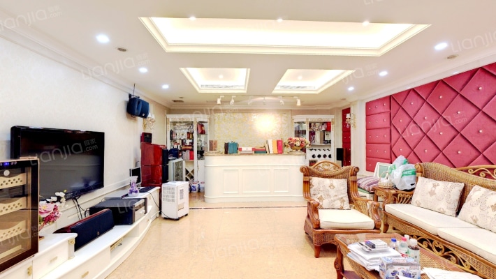 卓越维港南区二手房实景图