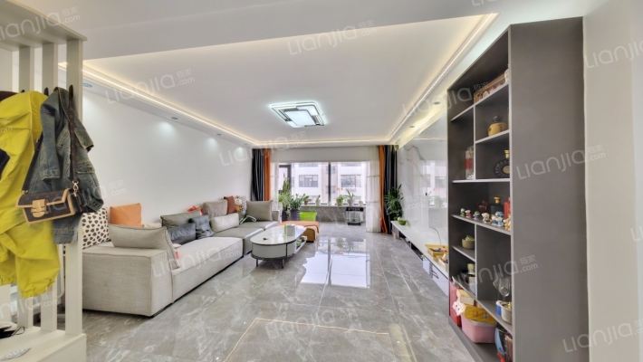 伊利雅居園二手房实景图