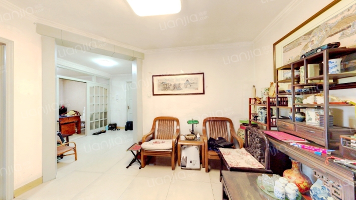 昆峰里二手房实景图