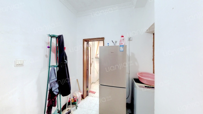 市排水处宿舍二手房实景图