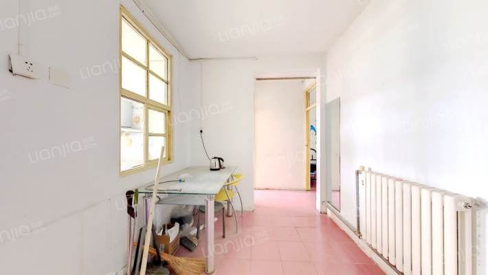 甸柳四区二手房实景图