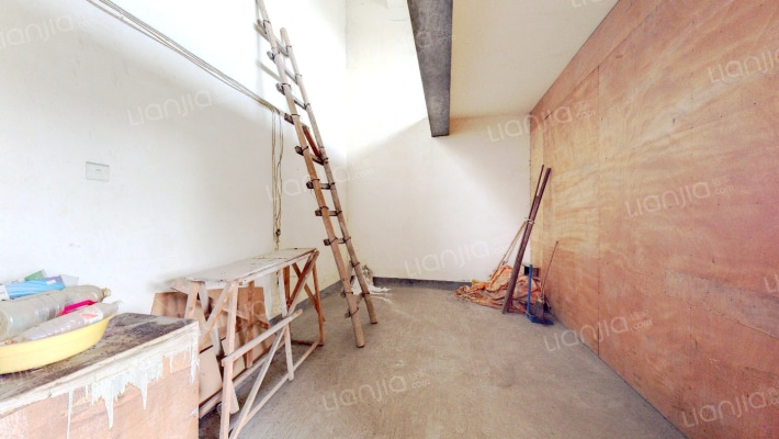 圆通公寓二手房实景图