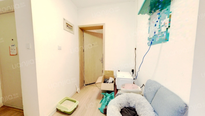 高攀路18号二手房实景图