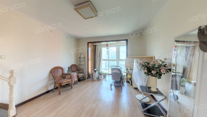 雅仕居二手房实景图