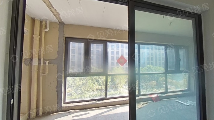 吾悦和府电梯洋房 四室全明设计 南南向双阳台 采光好-阳台