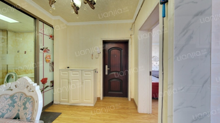 福利小区二手房实景图