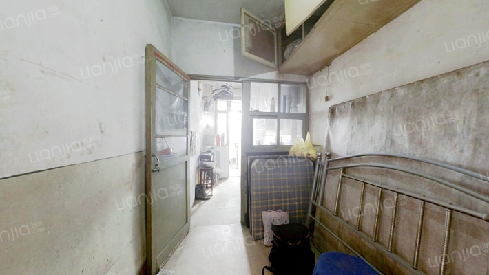 临江里二手房实景图