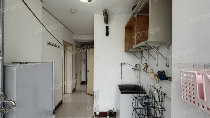 粤江里二手房实景图