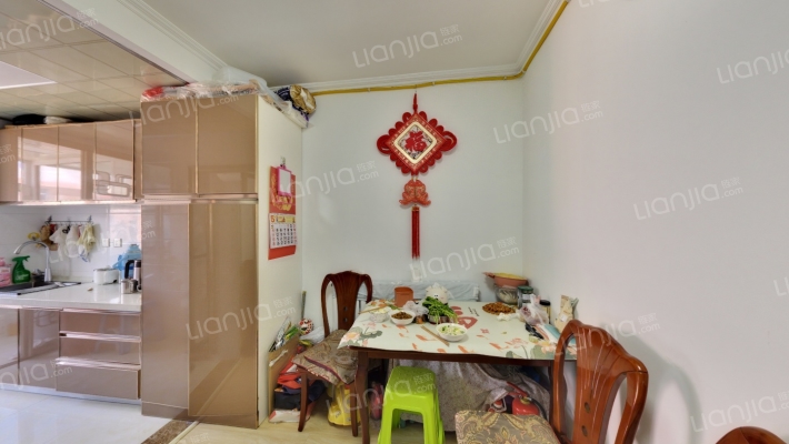 机车宿舍二手房实景图