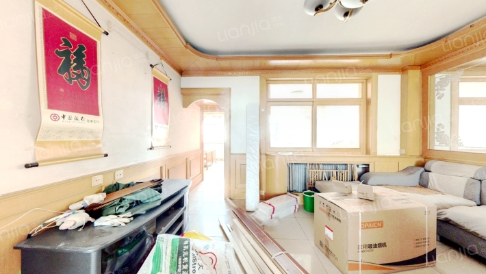 东市场小区家属楼二手房实景图