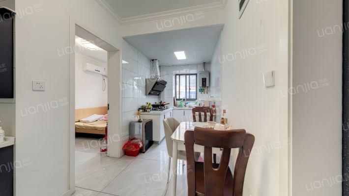 十字街126号二手房实景图