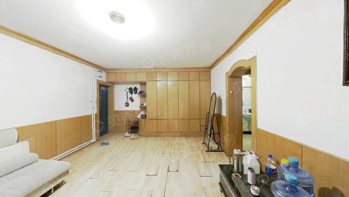 京都小区四楼两室一厅简单装修户型方正-客厅