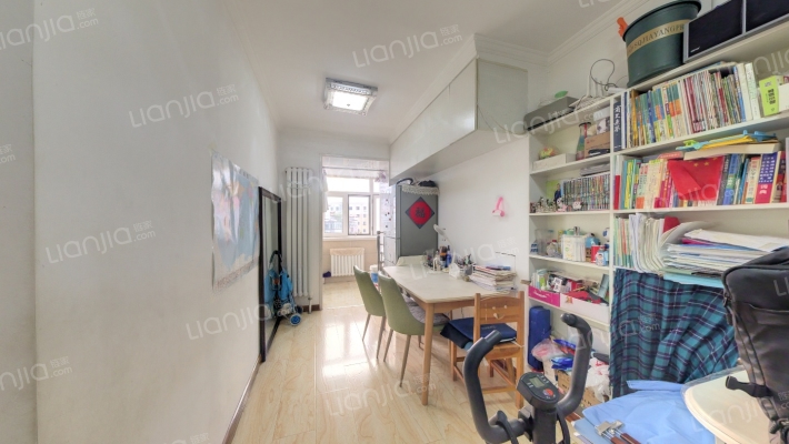 松花江街二手房实景图