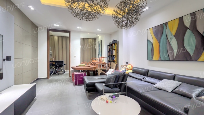 翡翠城三期二手房实景图