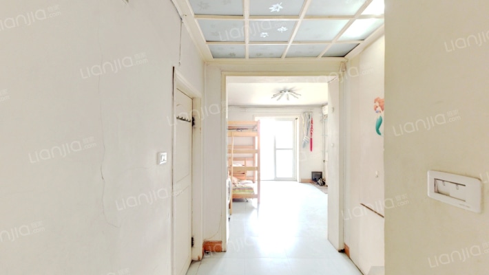 植物园东里二手房实景图