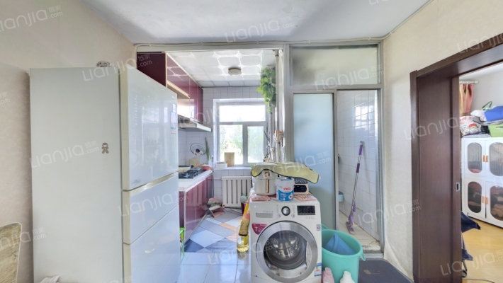 绿化社区二手房实景图