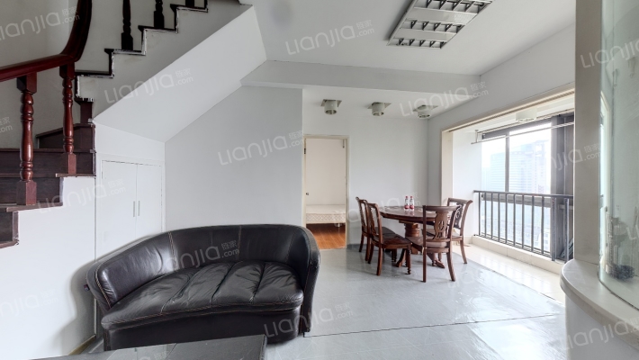 华元十六街区二手房实景图