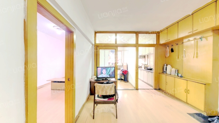 桦树小区C区二手房实景图