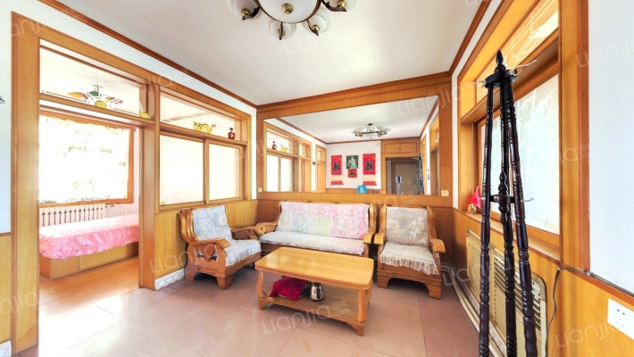 实验二中家属楼二手房实景图