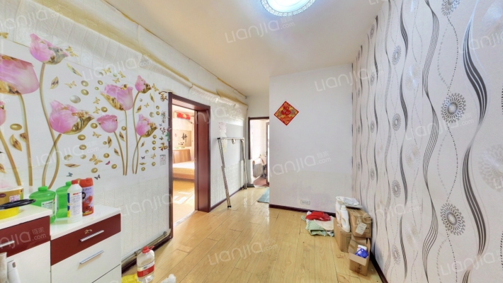 生物服务公司二手房实景图