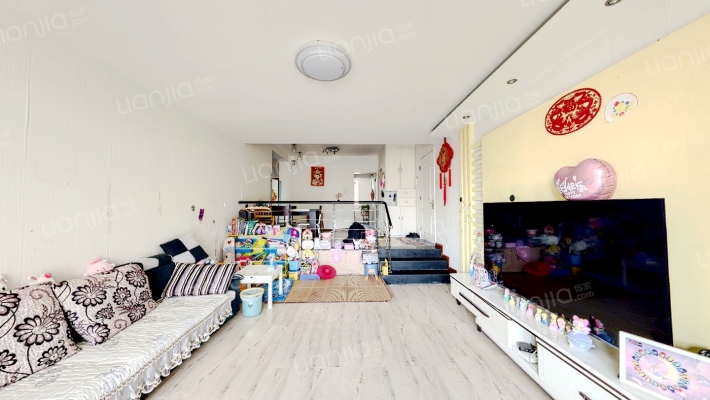 四季馨园二手房实景图