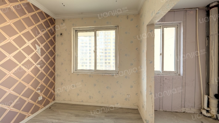 雪新苑二手房实景图