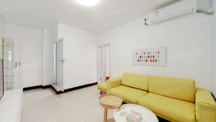 三里屯北小街二手房实景图