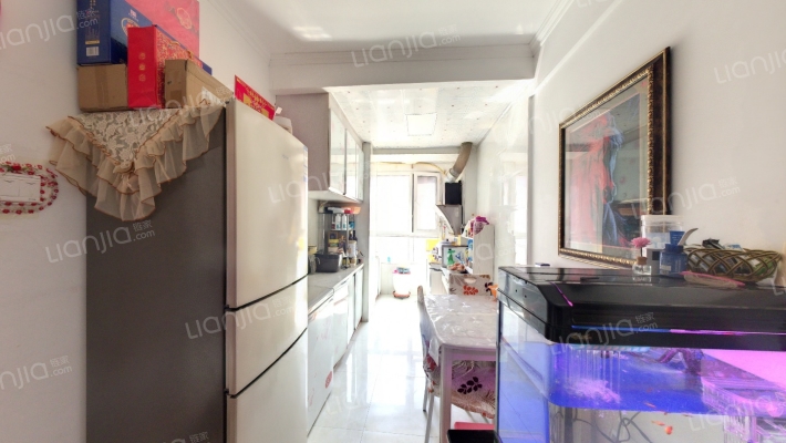 塞纳阳光C区二手房实景图