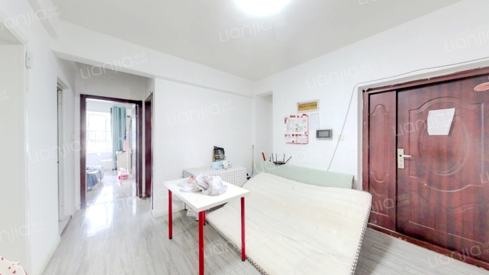 蓝色假日二手房实景图