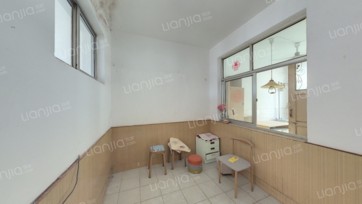 朝山街42号二手房实景图