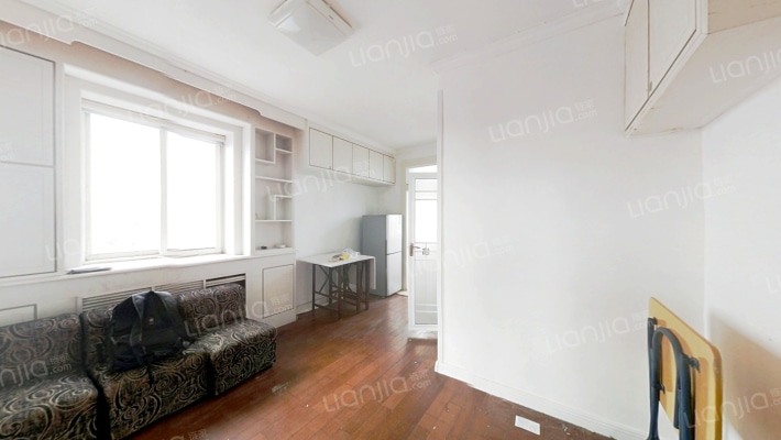 龙江路（学府商圈）二手房实景图