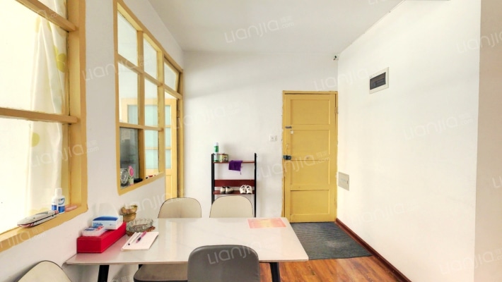 西安仪表工业学校二手房实景图